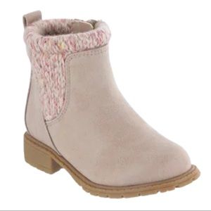 True Craft Knit Booties